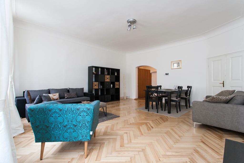 Royal View Apartments Prag Exterior foto