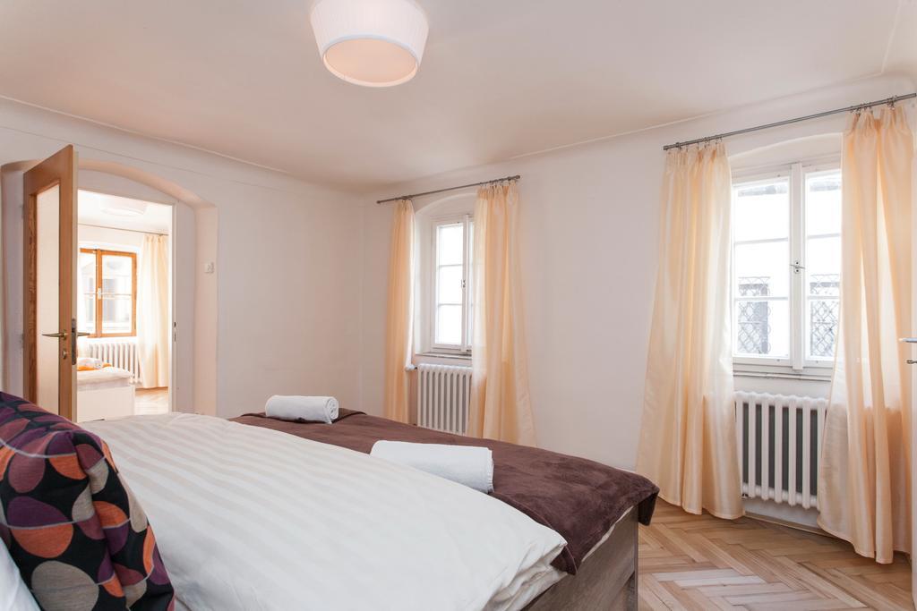 Royal View Apartments Prag Exterior foto