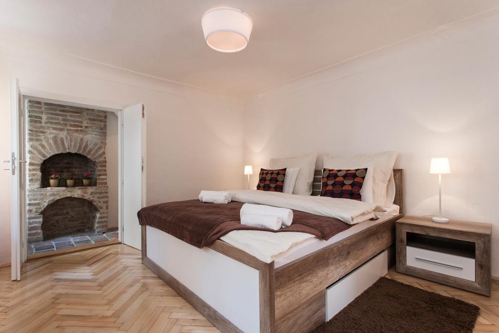 Royal View Apartments Prag Exterior foto