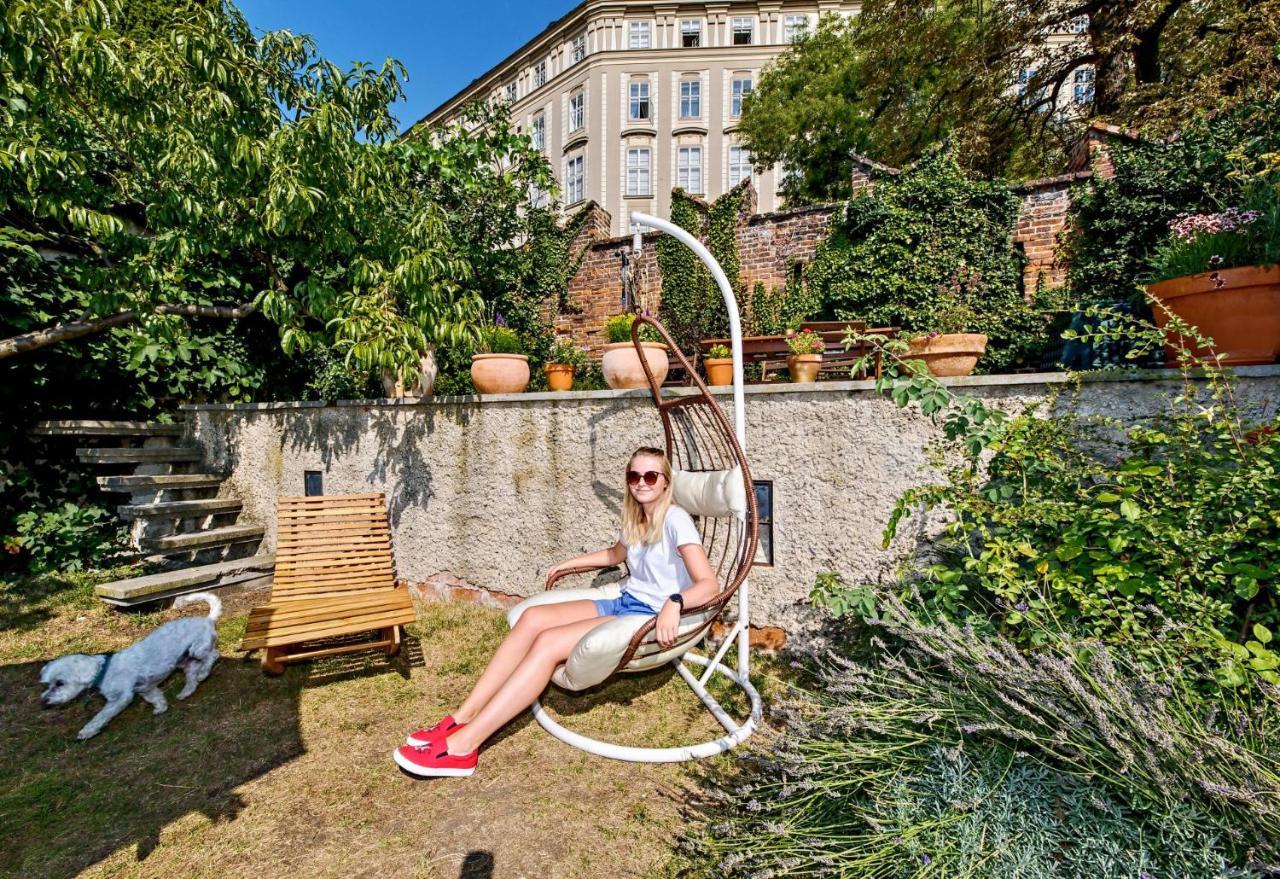Royal View Apartments Prag Exterior foto
