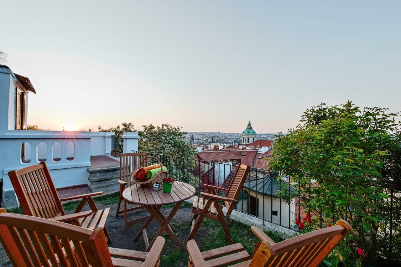 Royal View Apartments Prag Exterior foto
